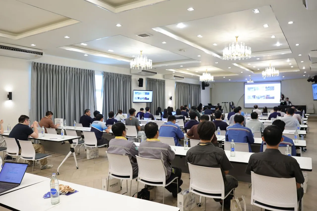 Plateia assistindo a palestra técnica no Metrology Day